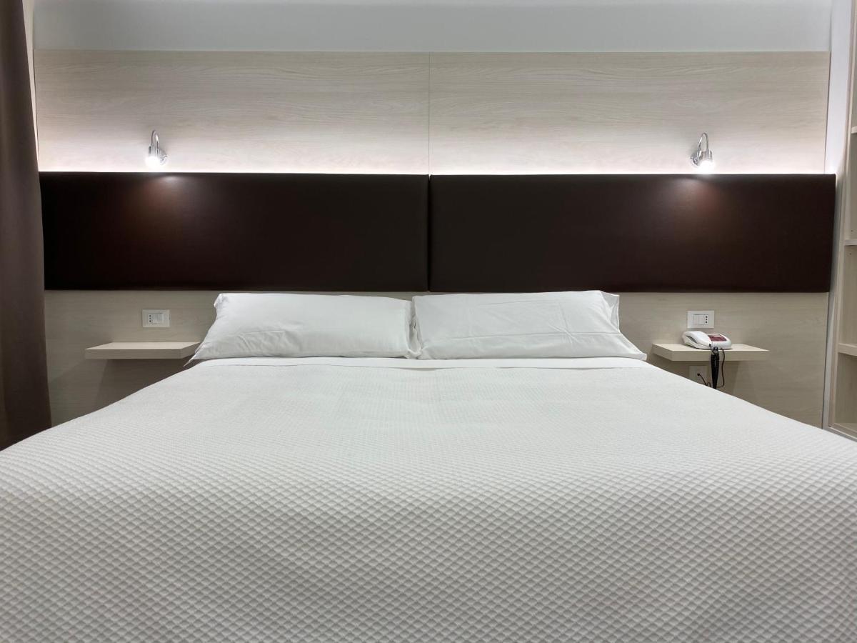 Hotel Parco Delle Rose Сан-Джованни-Ротондо Экстерьер фото