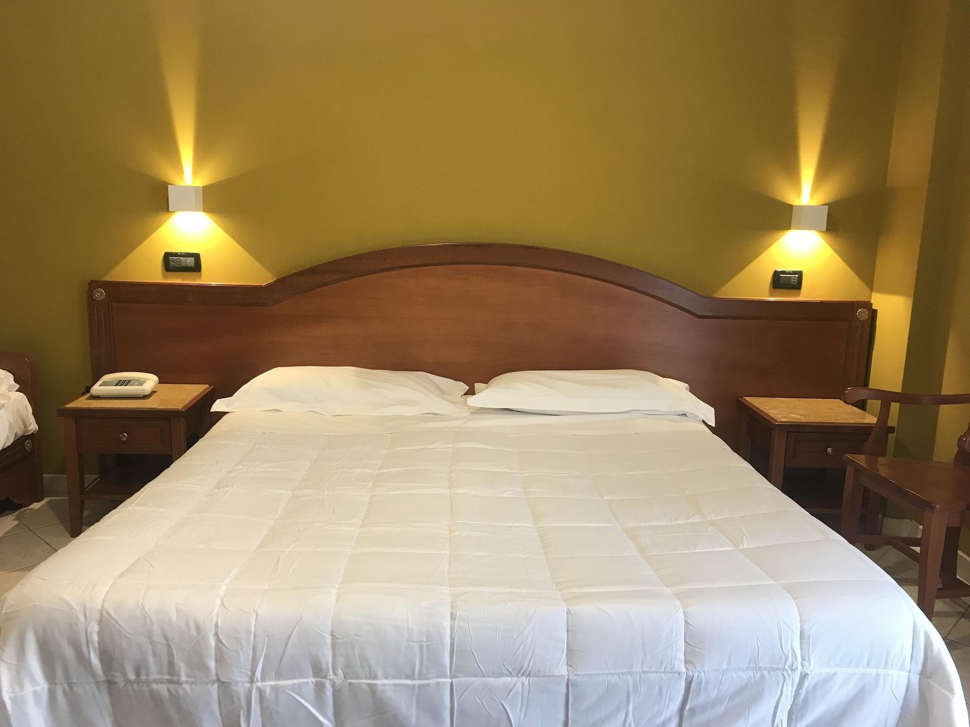 Hotel Parco Delle Rose Сан-Джованни-Ротондо Экстерьер фото